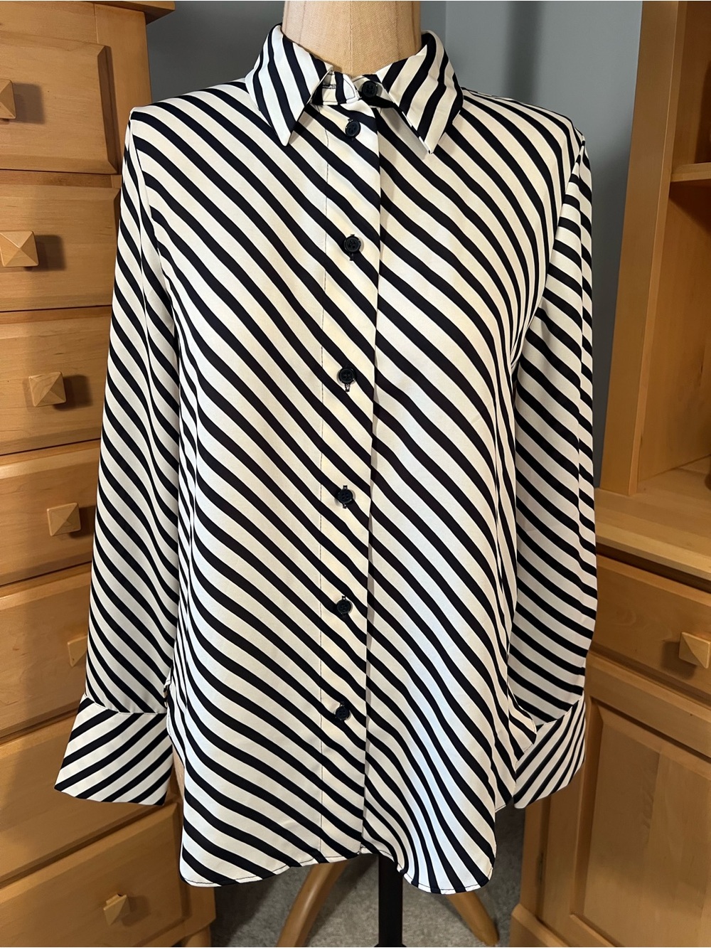 H&M Black and White Diagonal Stripe Button-Front Blouse - Picture 1 of 11